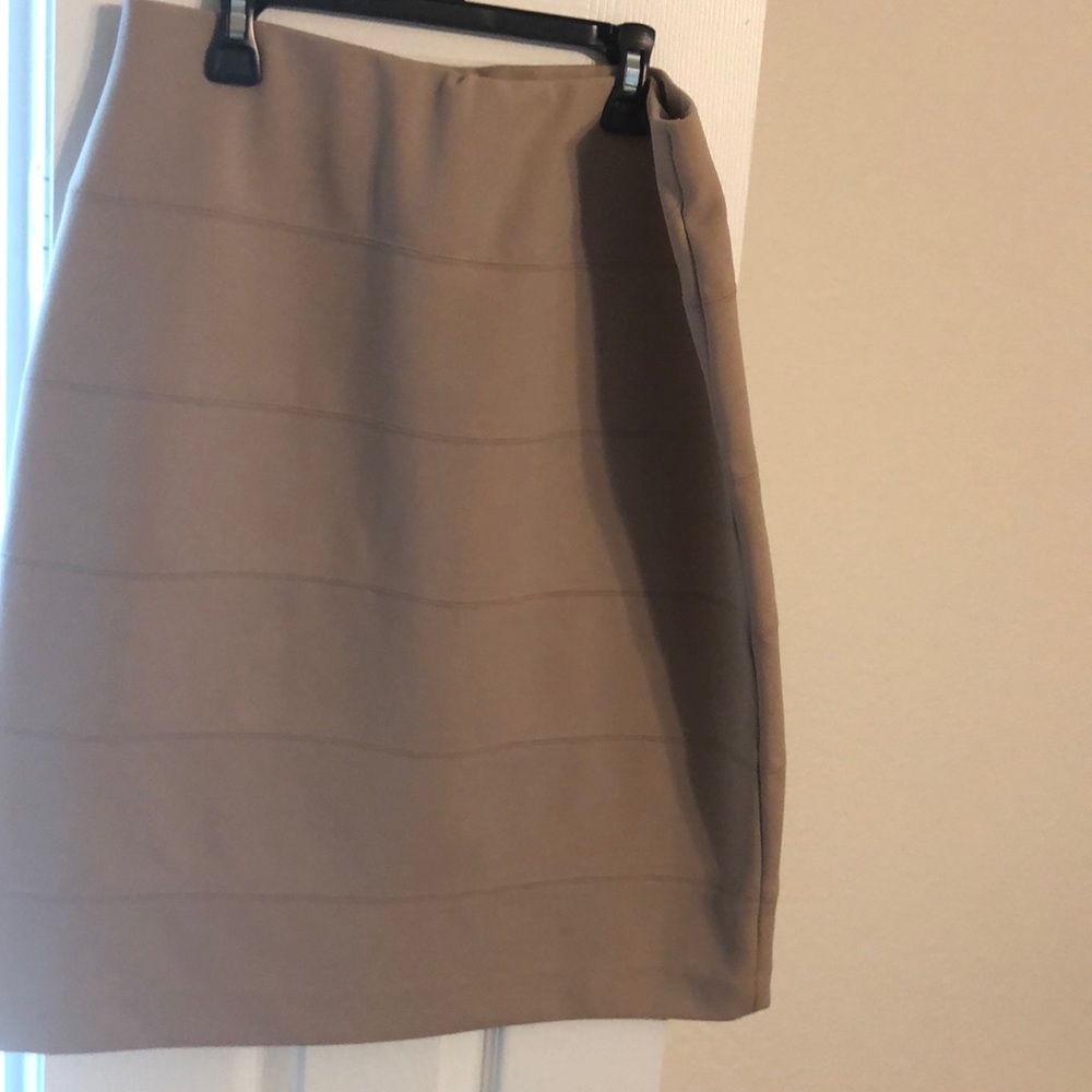 Tan pull on pencil skirt